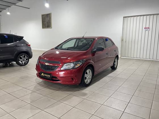 CHEVROLET ONIX 1.0 MPFI JOY 8V FLEX 4P MANUAL CHEVROLET ONIX 1.0 MPFI JOY 8V FLEX 4P MANUAL